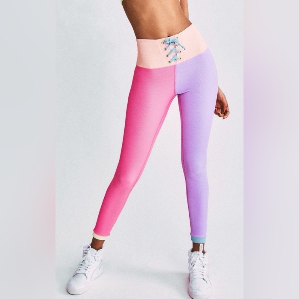 Loveshackfancy x Beach Riot Riley Leggings small - Picture 3 of 6